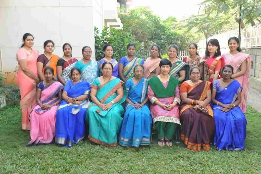 faculty-and-staff-3-e1525468512621